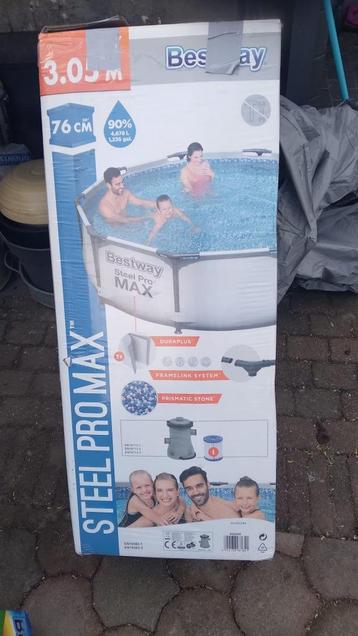 Zwembad Bestway 3,05x0,76m met diverse toebehoren.  beschikbaar voor biedingen
