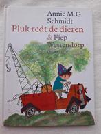 Annie M.G. Schmidt - Pluk redt de dieren, Annie M.G. Schmidt, Fictie algemeen, Ophalen of Verzenden, Zo goed als nieuw