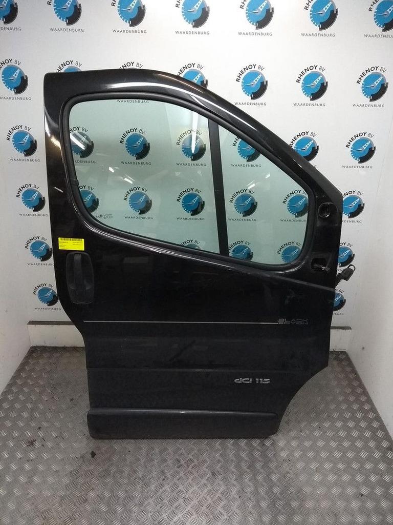 RENAULT TRAFIC BLACK EDITION. DCI 115 PORTIER RV 2013, Gebruikt, Deur, Ophalen of Verzenden, Stiba lid