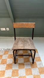 Vintage kinderstoel, Huis en Inrichting, Stoelen, Metaal, Gebruikt, Vintage, Bruin