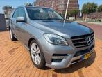 Mercedes-Benz M-Klasse Ml350 4MATIC 2013 Grijs, Auto's, Automaat, Beige, Bedrijf, USB