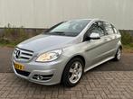 Mercedes-Benz B-Klasse B170 5DRS / Automaat / Trekhaak, Auto's, Euro 5, 74 €/maand, Zwart, 4 cilinders
