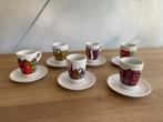 Mooie vintage koffieset van Yong met gekleurde huizen, Ophalen of Verzenden