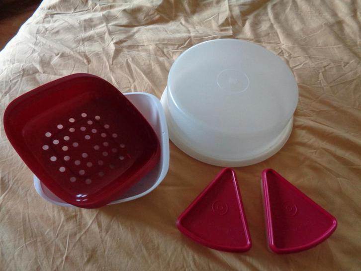 TUPPERWARE 2 kaasdoosjes, vergiet+ uitlekbak., Huis en Inrichting, Keuken | Tupperware, Zo goed als nieuw, Bak of Kom, Geel, Wit
