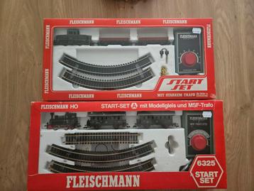 Twee startset's van Fleischman. beschikbaar voor biedingen