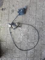 Motorkapslot met hendel Ford Fiesta MK5, Ophalen of Verzenden, Gebruikt, Ford