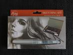 Creative artist water soluble sketching set, Ophalen of Verzenden, Zo goed als nieuw, Potlood of Stift