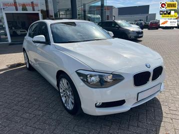 BMW 1-serie 116i Business+ Automaat, Navi, Trekhaak, Leer, e beschikbaar voor biedingen