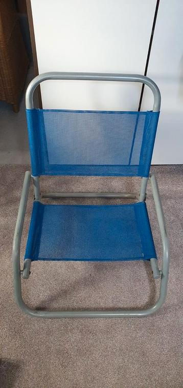 Blauwe Vintage Campingstoel beschikbaar voor biedingen