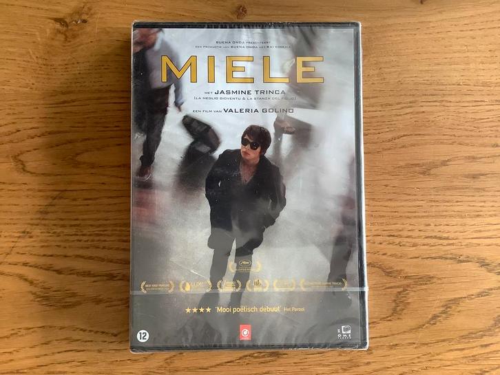 5). MIELE, Valeria Golino, Jasmine Trinca, nieuw in seal!, Cd's en Dvd's, Dvd's | Filmhuis, Zo goed als nieuw, Overige gebieden