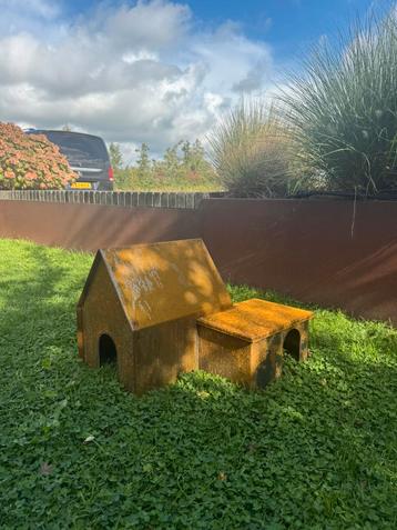 Egelhuisje Cortenstaal beschikbaar voor biedingen