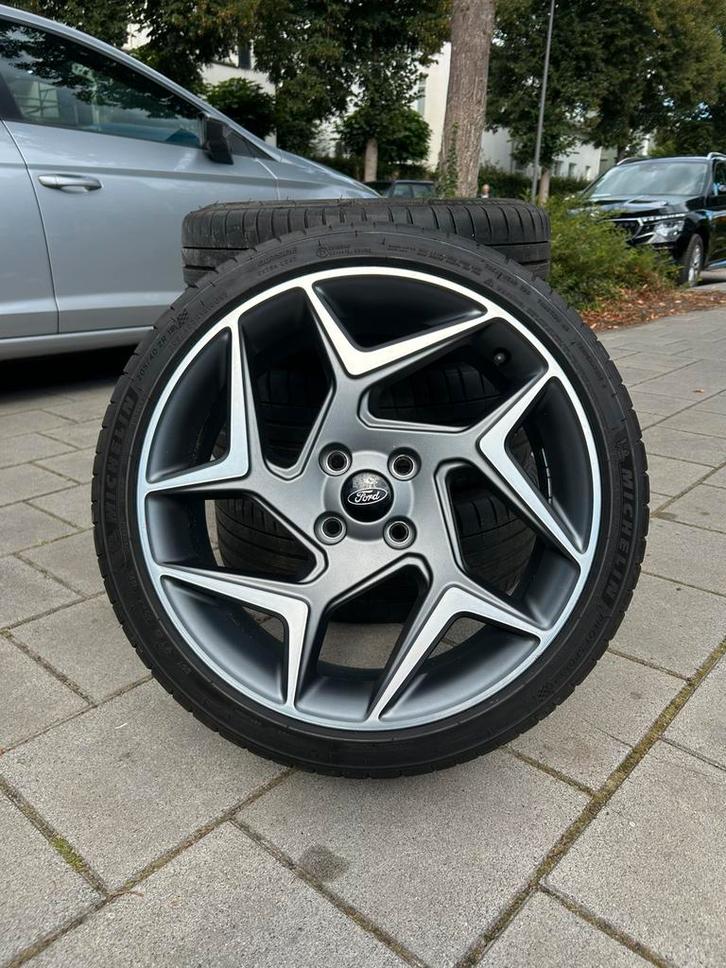 Ford Fiesta MK8 ST velgen 18 inch + Michelin PS4 2023 + TPMS, Auto-onderdelen, Banden en Velgen, Banden en Velgen, Zomerbanden