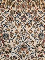 Handgeknoopt perzisch tapijt ghom 126x75, Info@SlatsAntiek.nl, Crème, 100 tot 150 cm, Perzisch