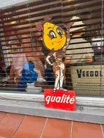 Vintage Esso Reclamebord 'Qualite' Pin Up, Verzamelen, Merken en Reclamevoorwerpen, Reclamebord, Gebruikt, ., Ophalen of Verzenden