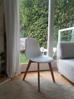 Leuk stoeltje wit met hout, Ophalen, Gebruikt, Wit, Eén