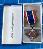 Medaille ORDE VAN VERDIENSTE NCRV met doos Kon Begeer, Postzegels en Munten, Penningen en Medailles, Ophalen of Verzenden, Overige materialen