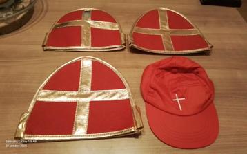 Sinterklaas mijters/pet/cape en mijter beschikbaar voor biedingen