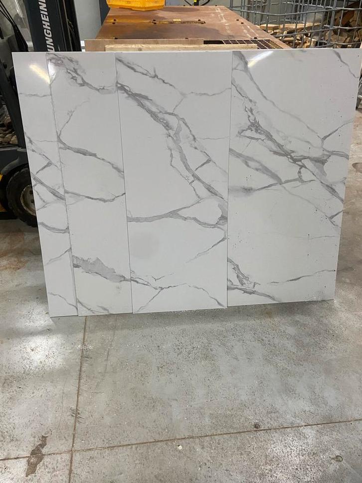 Wandpaneel met marmerlook, Doe-het-zelf en Verbouw, Tegels, Nieuw, Wandtegels, Keramiek, 60 cm of meer, 40 tot 60 cm, Minder dan 5 m²