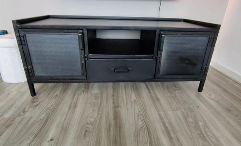 Zwart TV-meubel – stijlvol en in topstaat!, Huis en Inrichting, Kasten | Televisiemeubels, Gebruikt, Minder dan 100 cm, 100 tot 150 cm