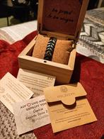 Holzkern Heren Armband - Hout/Metaal + Doos, Sieraden, Tassen en Uiterlijk, Ophalen of Verzenden, Zo goed als nieuw, Zwart, Hout