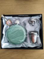 Nieuwe geschenkset. Heupfles, shotglaasjes. Groen glitter., Verzamelen, Ophalen of Verzenden, Zo goed als nieuw, Overige typen