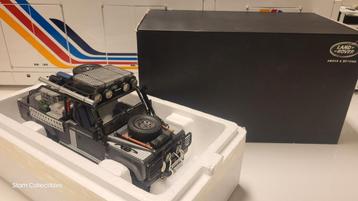 Kyosho Land Rover Defender 90 Tomb Raider Movie Car  beschikbaar voor biedingen