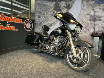 Harley-Davidson FLHX STREET GLIDE (bj 2014) beschikbaar voor biedingen