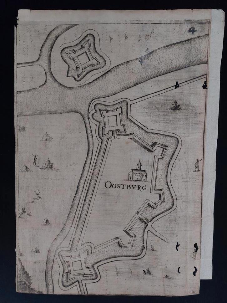 29 / De stad Oostburg gravure uit 17e eeuw, Antiek en Kunst, Kunst | Etsen en Gravures, Ophalen of Verzenden