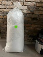 Gratis kussenvulling 1 kg, Ophalen, Zo goed als nieuw, Vierkant