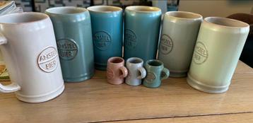 Zes Amstel bierpullen met drie mini’s. Mooie kleuren. beschikbaar voor biedingen