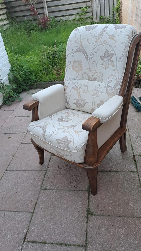 Set van 2 Vintage Stoelen in Uitstekende Staat, Huis en Inrichting, Fauteuils, Zo goed als nieuw, Hout, 50 tot 75 cm, Minder dan 75 cm