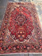 Vintage hand geknoopt wollen vloerkleed, Ophalen, Heikant 21 Kaatsheuvel, Gebruikt, 150 tot 200 cm