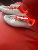 Voetbalset Decathlon - Zo goed als nieuw!, Sport en Fitness, Voetbal, Ophalen of Verzenden, Zo goed als nieuw, Schoenen