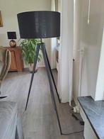 Vloerlamp, Ophalen, Zo goed als nieuw