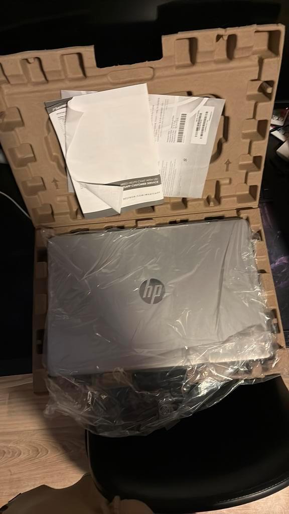 HP 15s-fq0905nd - niet gebruikt, Computers en Software, Windows Laptops, Zo goed als nieuw, 15 inch, SSD, Minder dan 2 Ghz, 4 GB