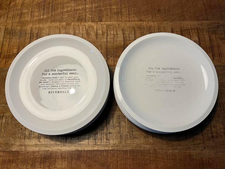 Riverdale ontbijt borden 14 stuks, Huis en Inrichting, Keuken | Servies, Gebruikt, Overige typen, Overige stijlen, Ophalen