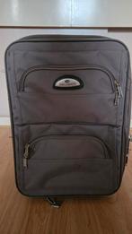 Kleine beige koffertje Enrico Benetti in goede staat, Sieraden, Tassen en Uiterlijk, Koffers, Gebruikt, Hard kunststof, Minder dan 50 cm