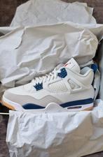 Jordan 4  sb navy, Sport en Fitness, Basketbal, Ophalen of Verzenden, Zo goed als nieuw, Schoenen