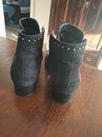 Korte platte dameslaarsjes, Kleding | Dames, Ophalen of Verzenden, Zo goed als nieuw, Sneakers of Gympen