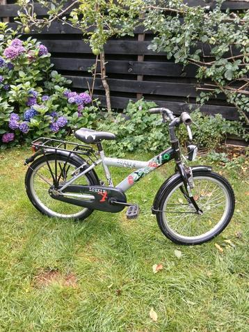 Mooie Loekie kinderfiets  beschikbaar voor biedingen