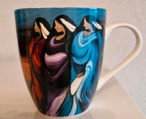 Beker The Three Sisters, Huis en Inrichting, Keuken | Servies, Kop(pen) en/of Schotel(s), Overige stijlen, Glas, Ophalen of Verzenden