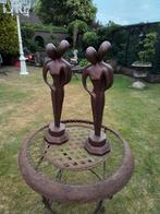 13947) 2 mooie bronskleurige beelden verliefd stel hoog 60cm, Ophalen of Verzenden