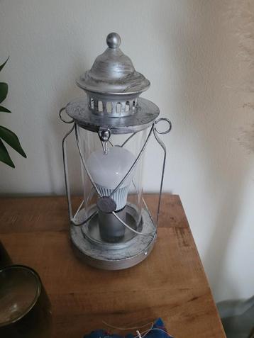 T.k. 2 x Praxis lamp met iDual verlchting en AB. beschikbaar voor biedingen