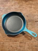 Le Creuset skillet 23 cm, nog nooit gebruikt, Ophalen of Verzenden, Nieuw, Gietijzer, Koekenpan of Braadpan
