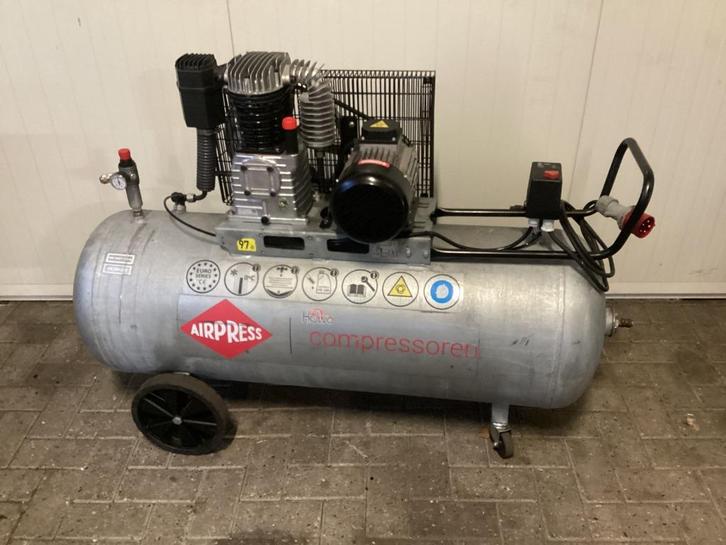 Airpress G600-200 pro, Doe-het-zelf en Verbouw, Compressors, Gebruikt, 10 bar of meer, 100 liter of meer, 200 tot 400 liter/min