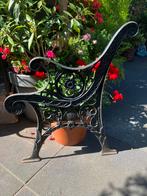 TWEE Prachtige Zwarte Gietijzeren zijkanten voor bank, Tuin en Terras, Ophalen, Gebruikt