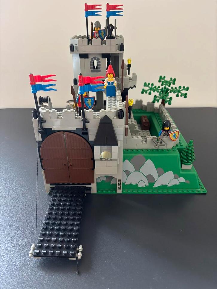 Lego 6081 King's Mountain Fortress (1990), Kinderen en Baby's, Speelgoed | Duplo en Lego, Zo goed als nieuw, Lego, Complete set