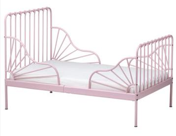 Roze kinderbed  beschikbaar voor biedingen