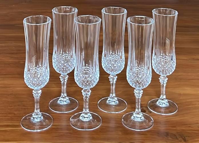 6 Cristal d’Arques Longchamp champagne flutes, Verzamelen, Glas en Borrelglaasjes, Zo goed als nieuw, Overige typen, Ophalen of Verzenden