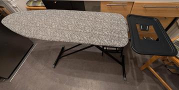 Strijkplank / Ironing board  beschikbaar voor biedingen